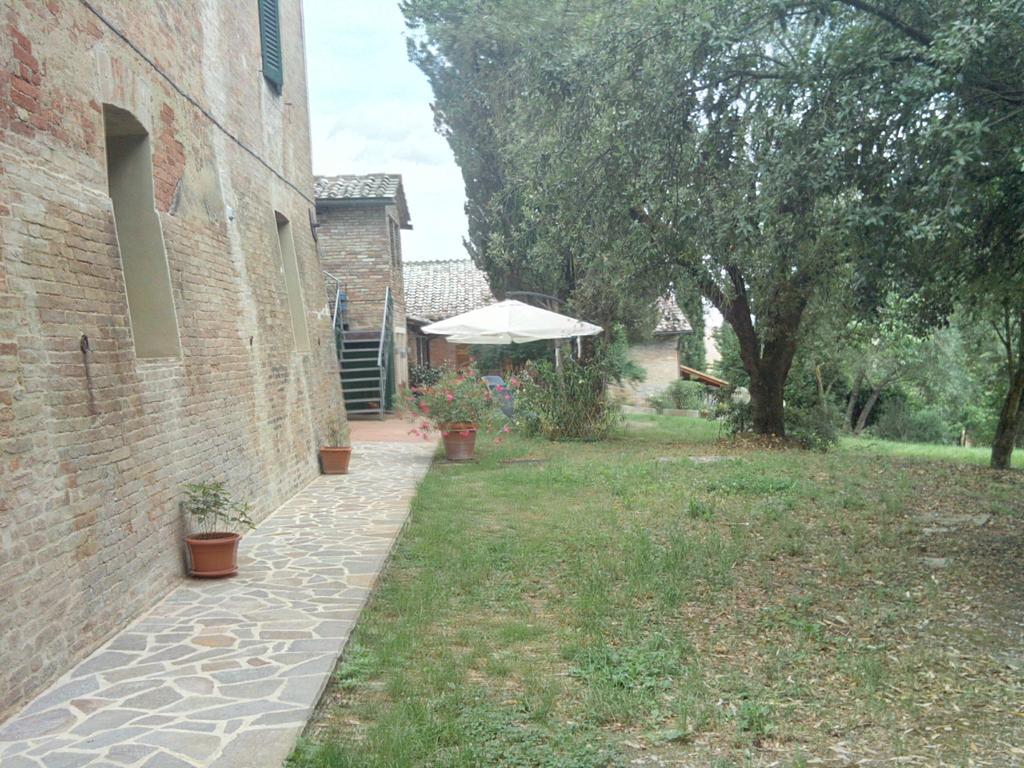 Agriturismo La Torre Di Monsindoli سيينا المظهر الخارجي الصورة