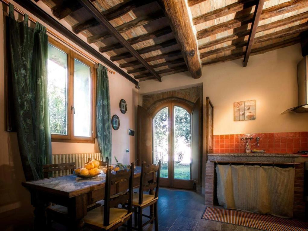 Agriturismo La Torre Di Monsindoli سيينا المظهر الخارجي الصورة