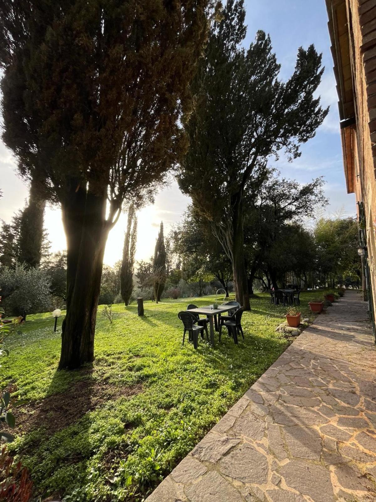 Agriturismo La Torre Di Monsindoli سيينا المظهر الخارجي الصورة