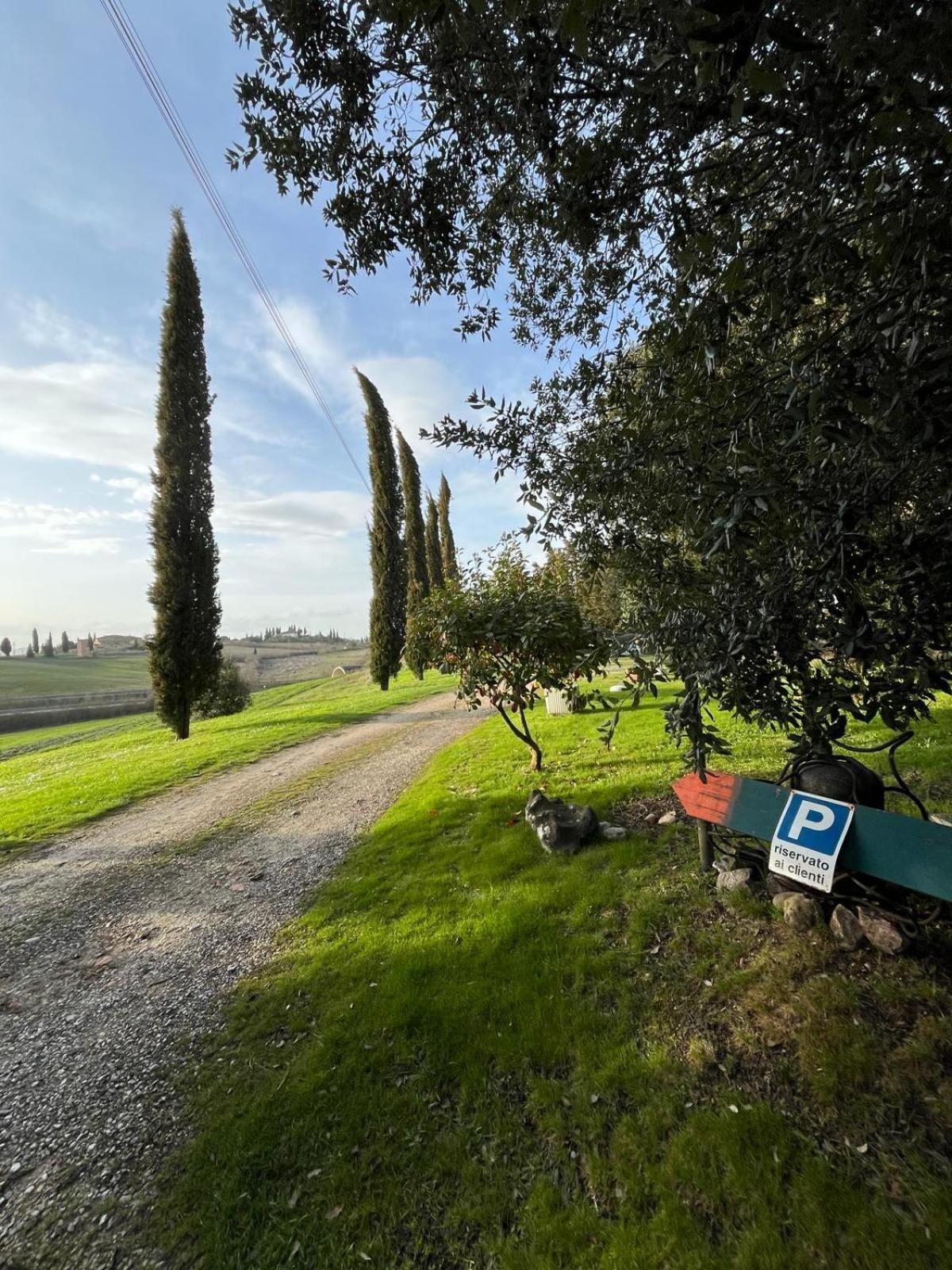 Agriturismo La Torre Di Monsindoli سيينا المظهر الخارجي الصورة
