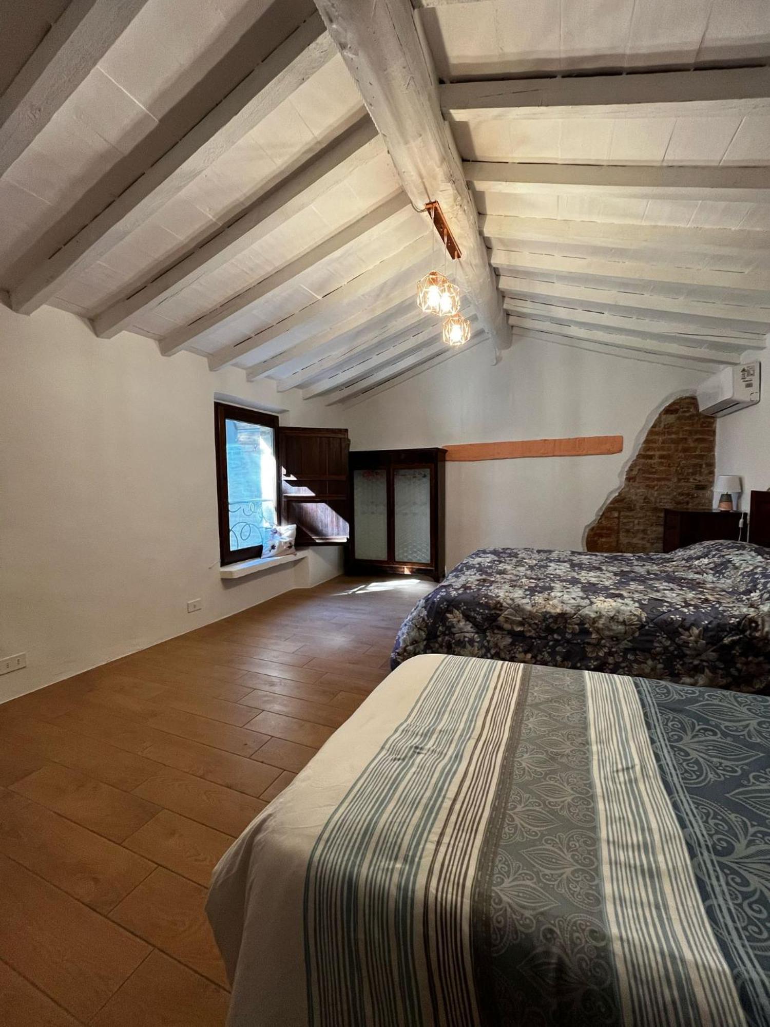 Agriturismo La Torre Di Monsindoli سيينا المظهر الخارجي الصورة
