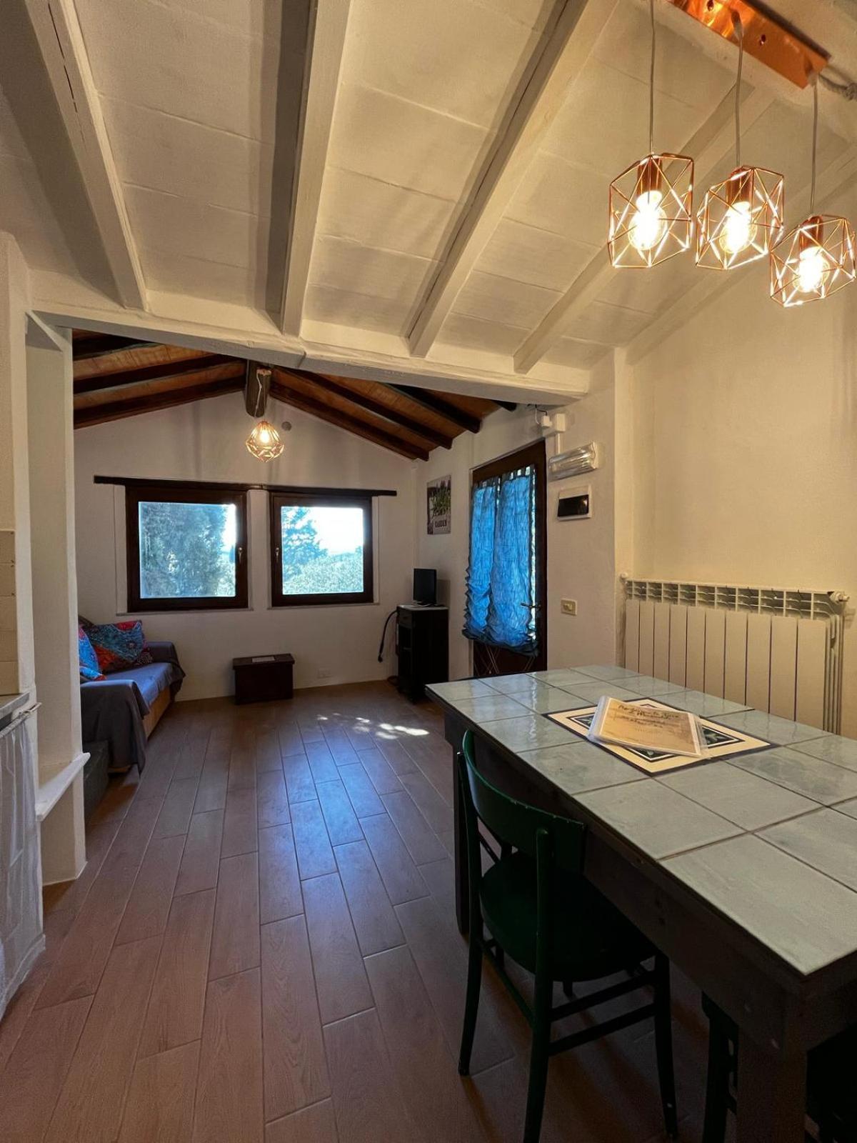 Agriturismo La Torre Di Monsindoli سيينا المظهر الخارجي الصورة